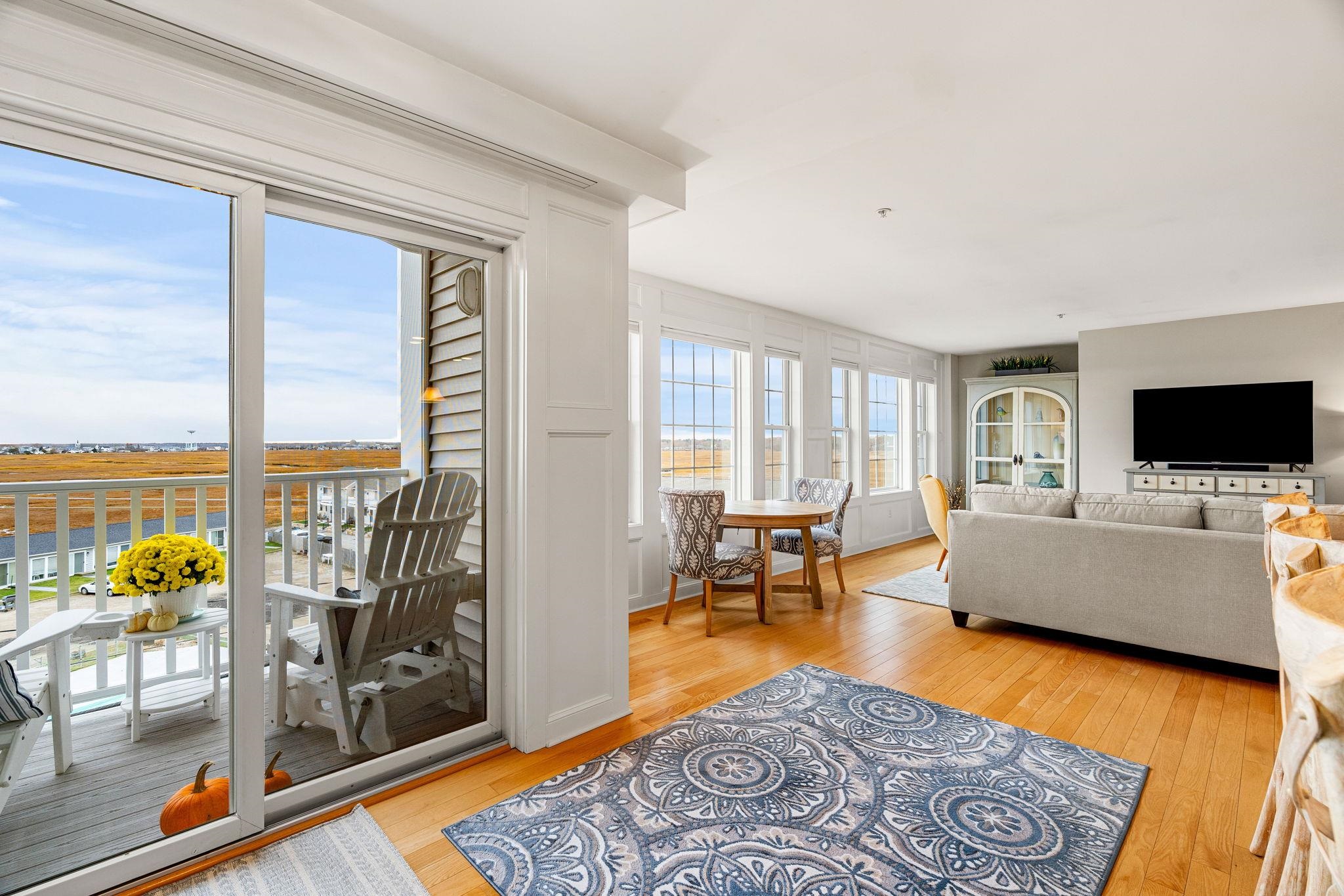 580 Winnacunnet Road, Unit 305 Hampton, NH 03842 - Photo 7 of 26