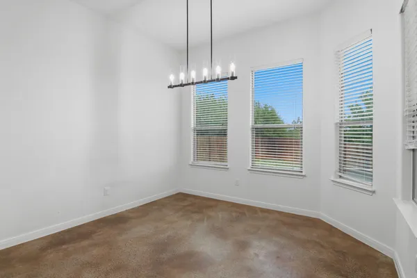 $2,400 | 173 Kipahulu Drive, Bastrop, TX 78602