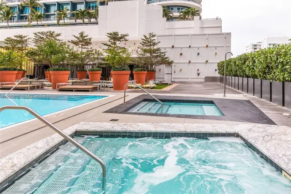 $7,000 | 1300 South Miami Avenue, Unit 2305, Miami, FL 33130