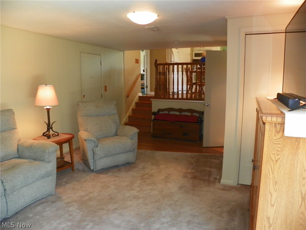 6447 Hamden Road Parma Heights, OH 44130 - Photo 16 of 37
