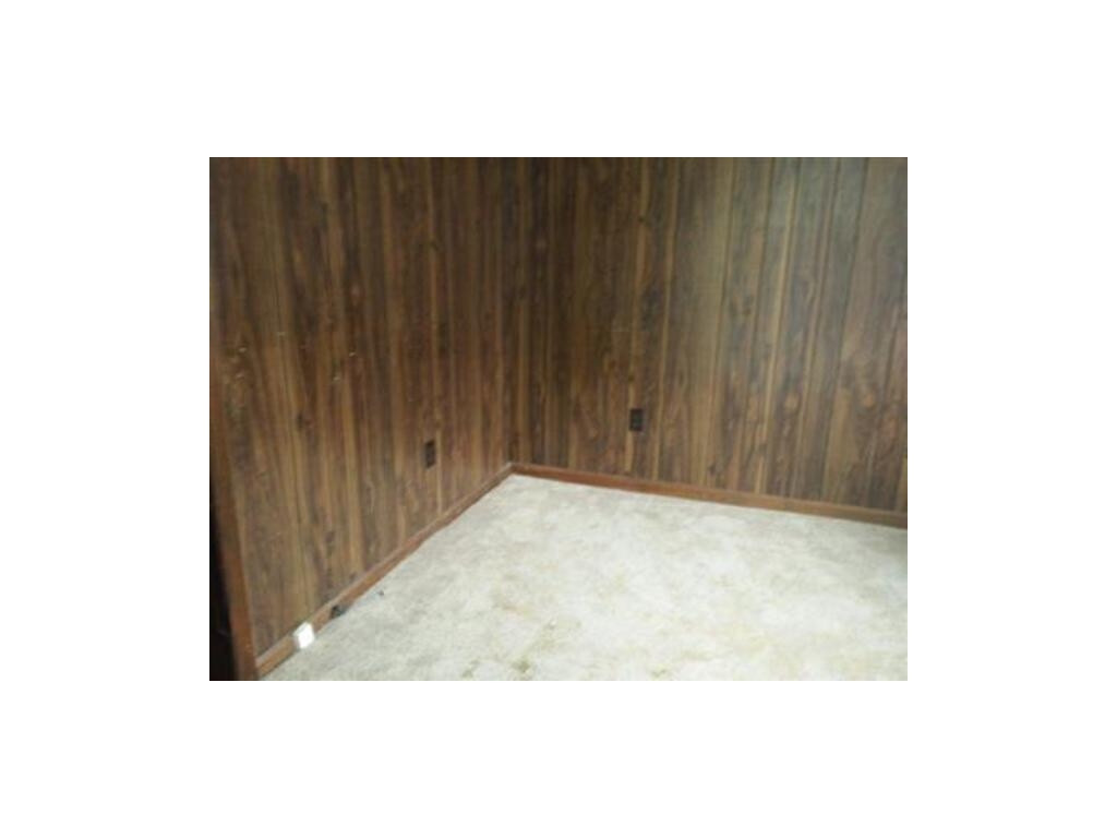 1402 Garden Road Elizabethton, TN 37643 - Photo 11 of 21 Photo 11