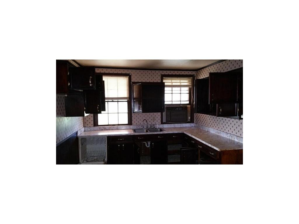 1402 Garden Road Elizabethton, TN 37643 - Photo 7 of 21 Photo 7