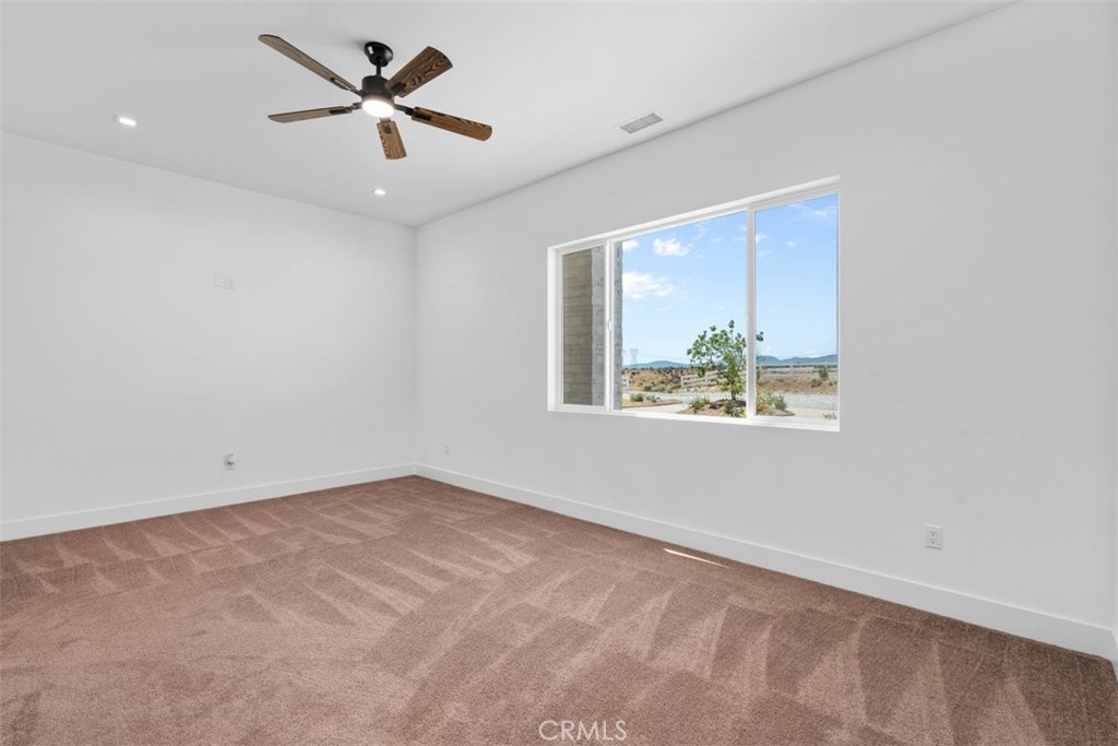 10830 Emerson Road Oak Hills, CA 92344 - Photo 18 of 50 Original