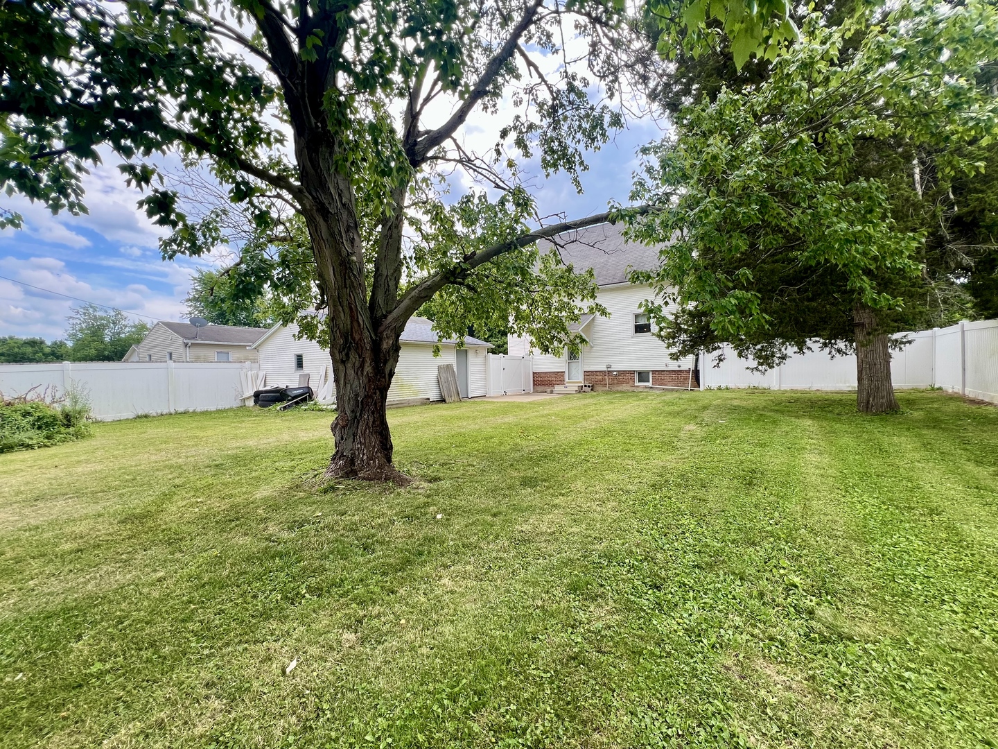 205 East Street Penfield, IL 61862 - Photo 18 of 20