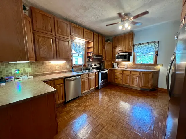 $142,500 | 205 East Street, Penfield, IL 61862