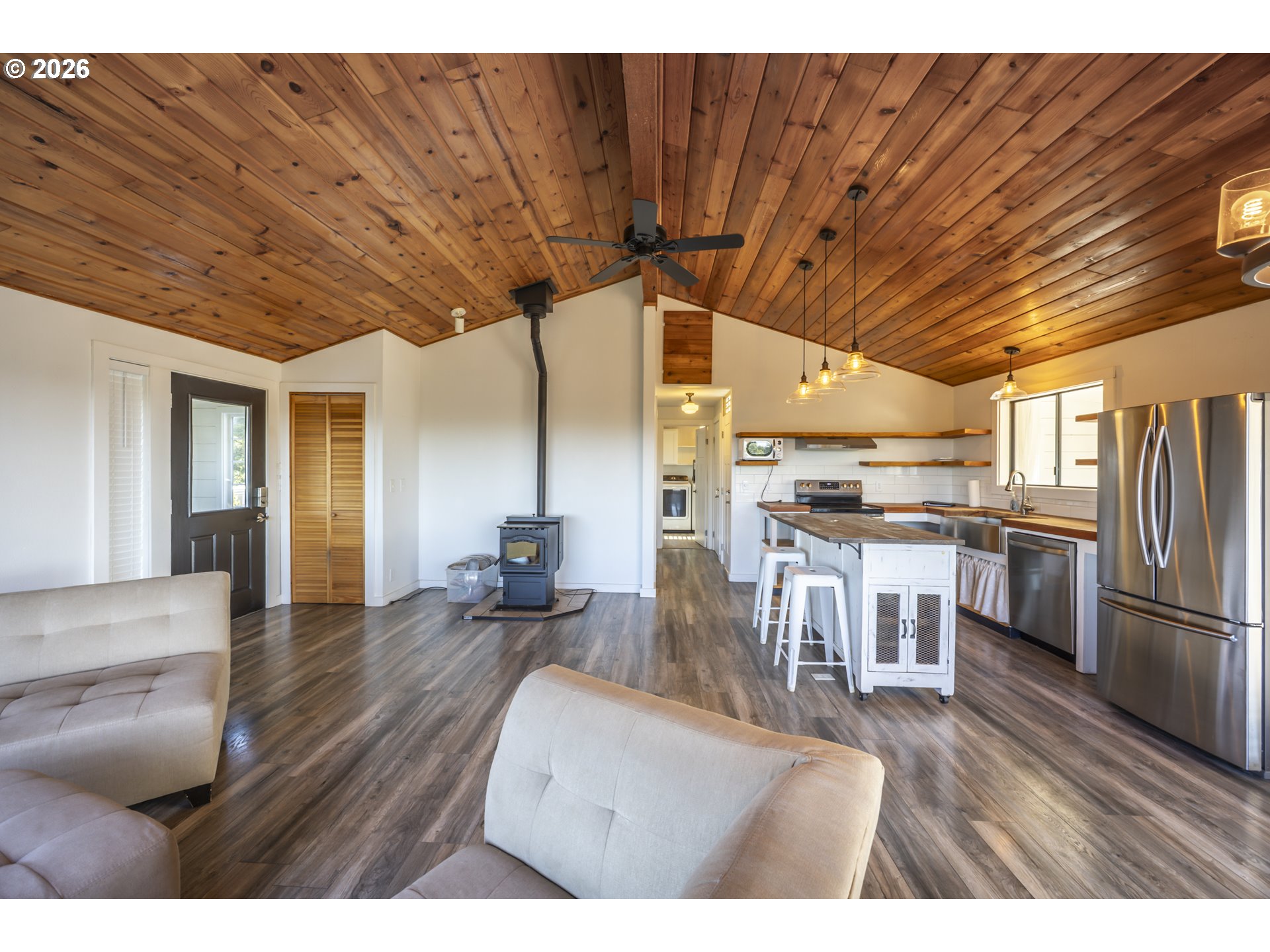 87748 Terrace View Drive Florence, OR 97439 - Photo 5 of 48