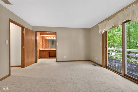 $995,000 | 64 Hickory Ridge Circle, Cicero, IN 46034