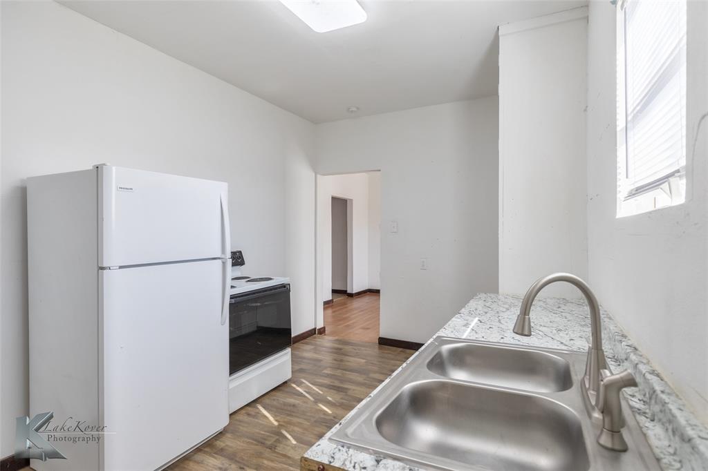 344 Southwest Ave A Hamlin, TX 79520 - Photo 7 of 19