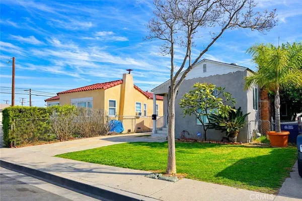 $769,000 | 404 South Woods Avenue, East Los Angeles, CA 90022