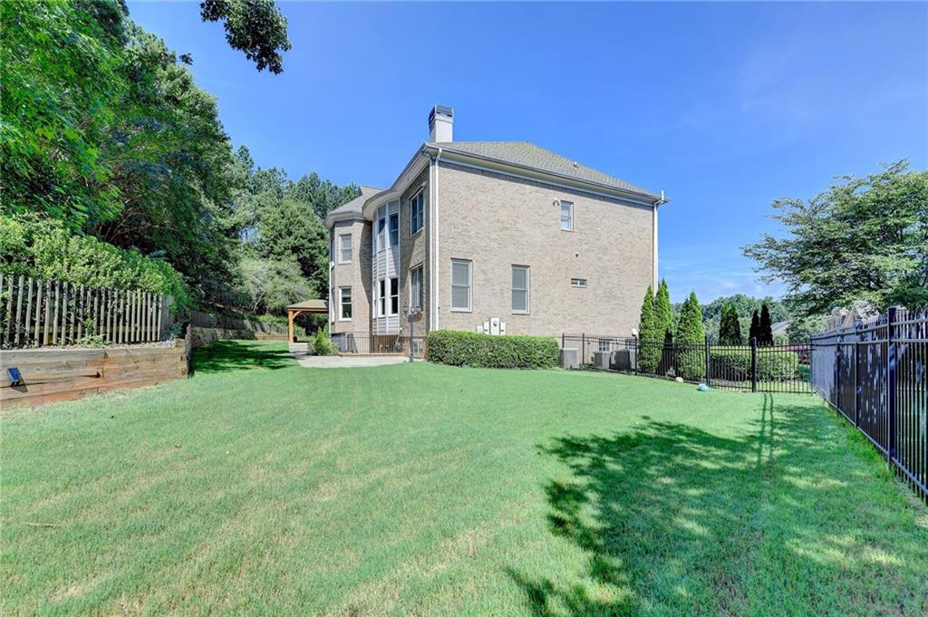 7405 Ledgewood Way Suwanee, GA 30024 - Photo 76 of 84