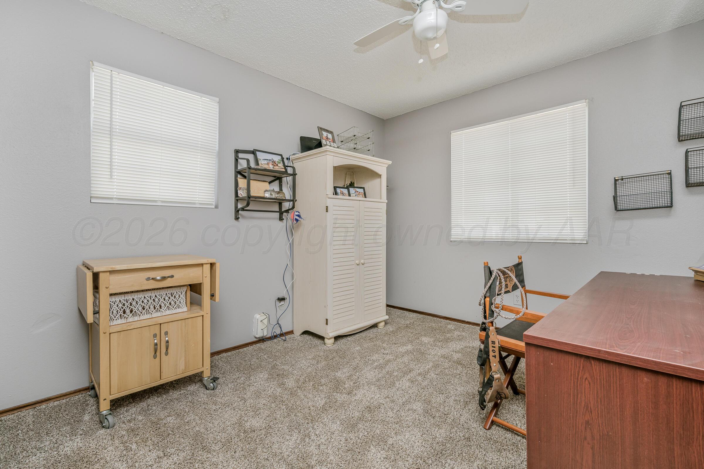 900 Goodnight Street Claude, TX 79019 - Photo 18 of 20 900 Goodnight St 17