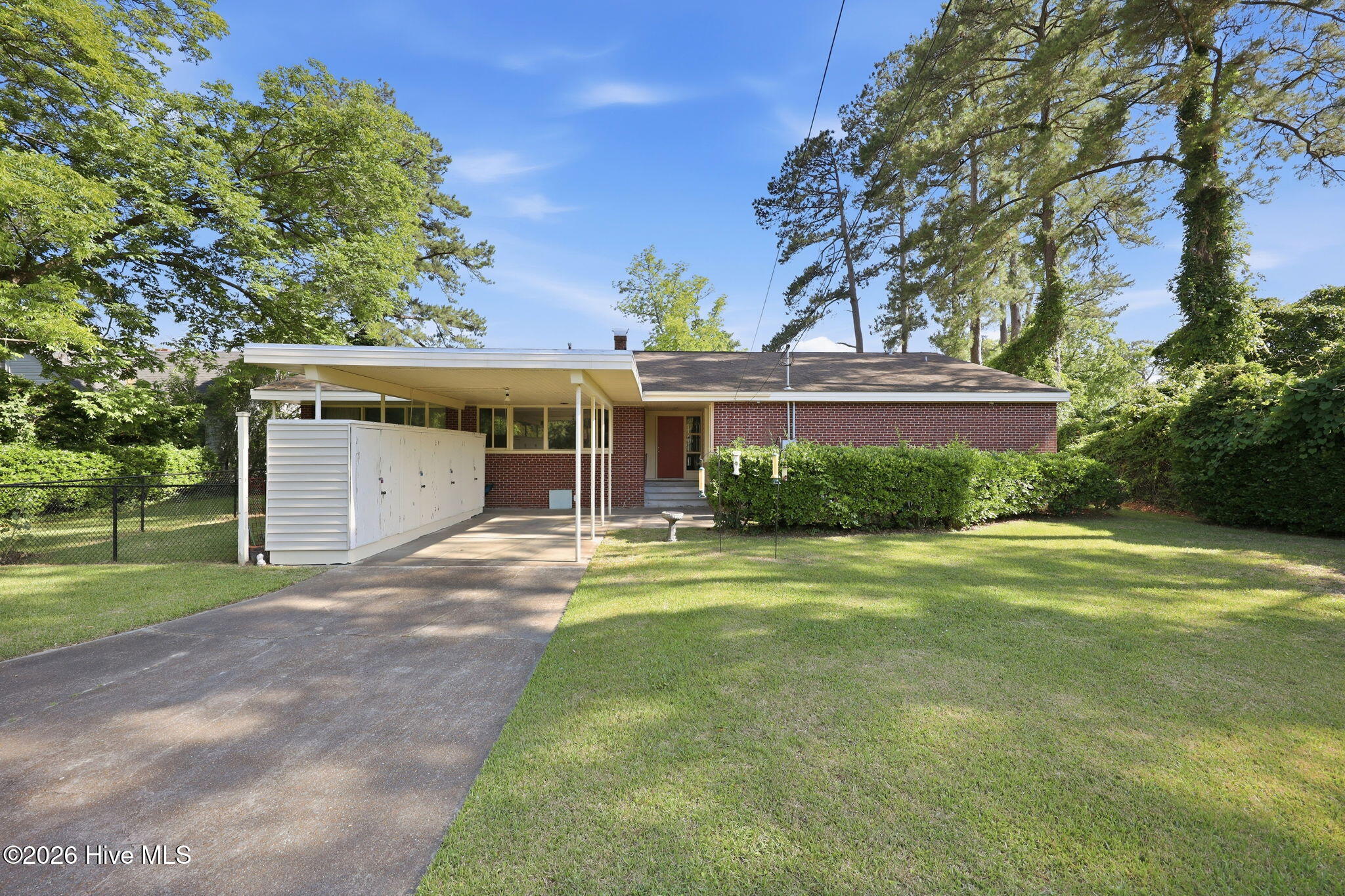 1608 Rhem Avenue New Bern, NC 28560 - Photo 41 of 51 41-web-or-mls-0C0A7160