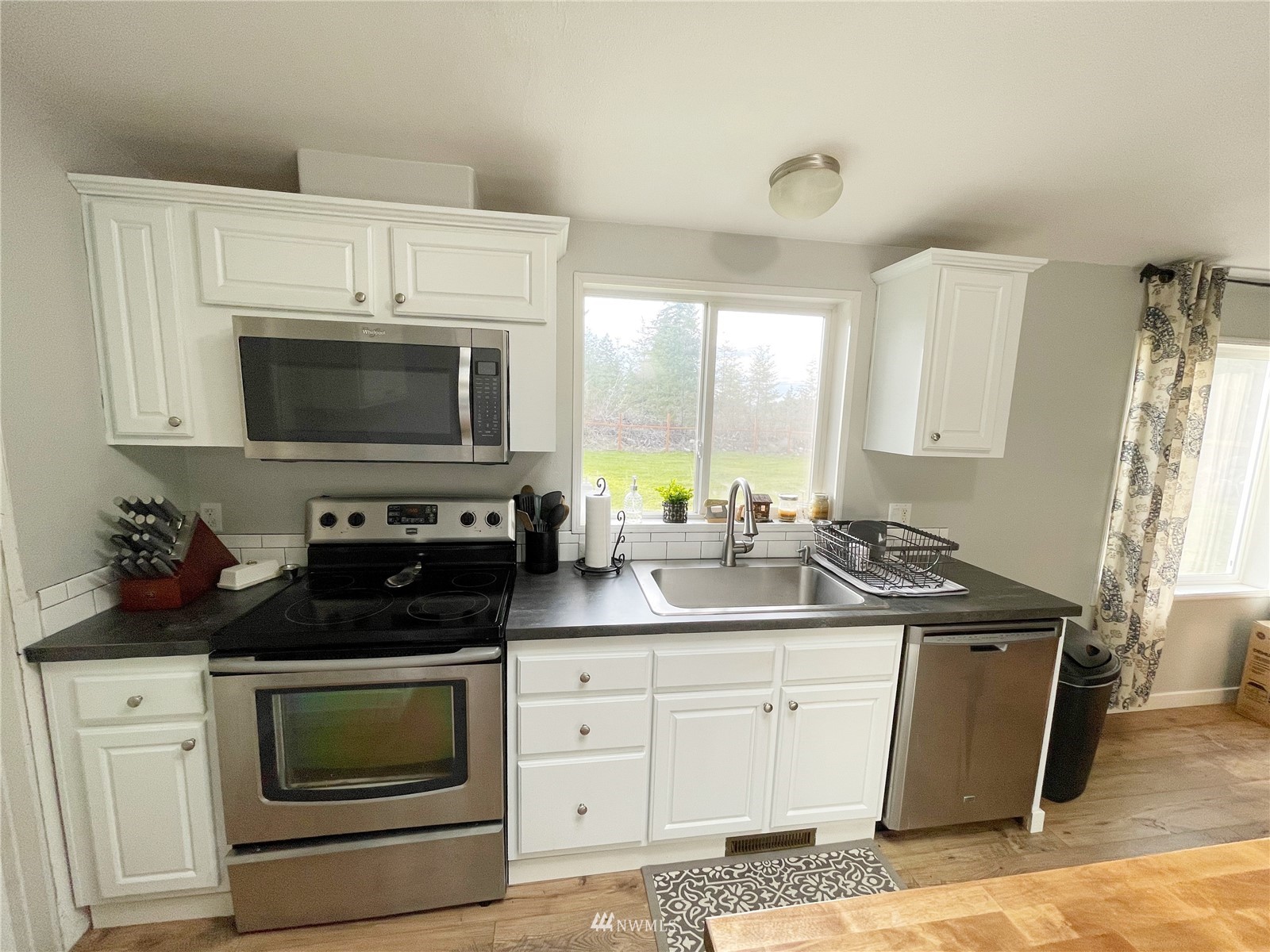 324 South Eldridge Road Sequim, WA 98382 - Photo 10 of 23