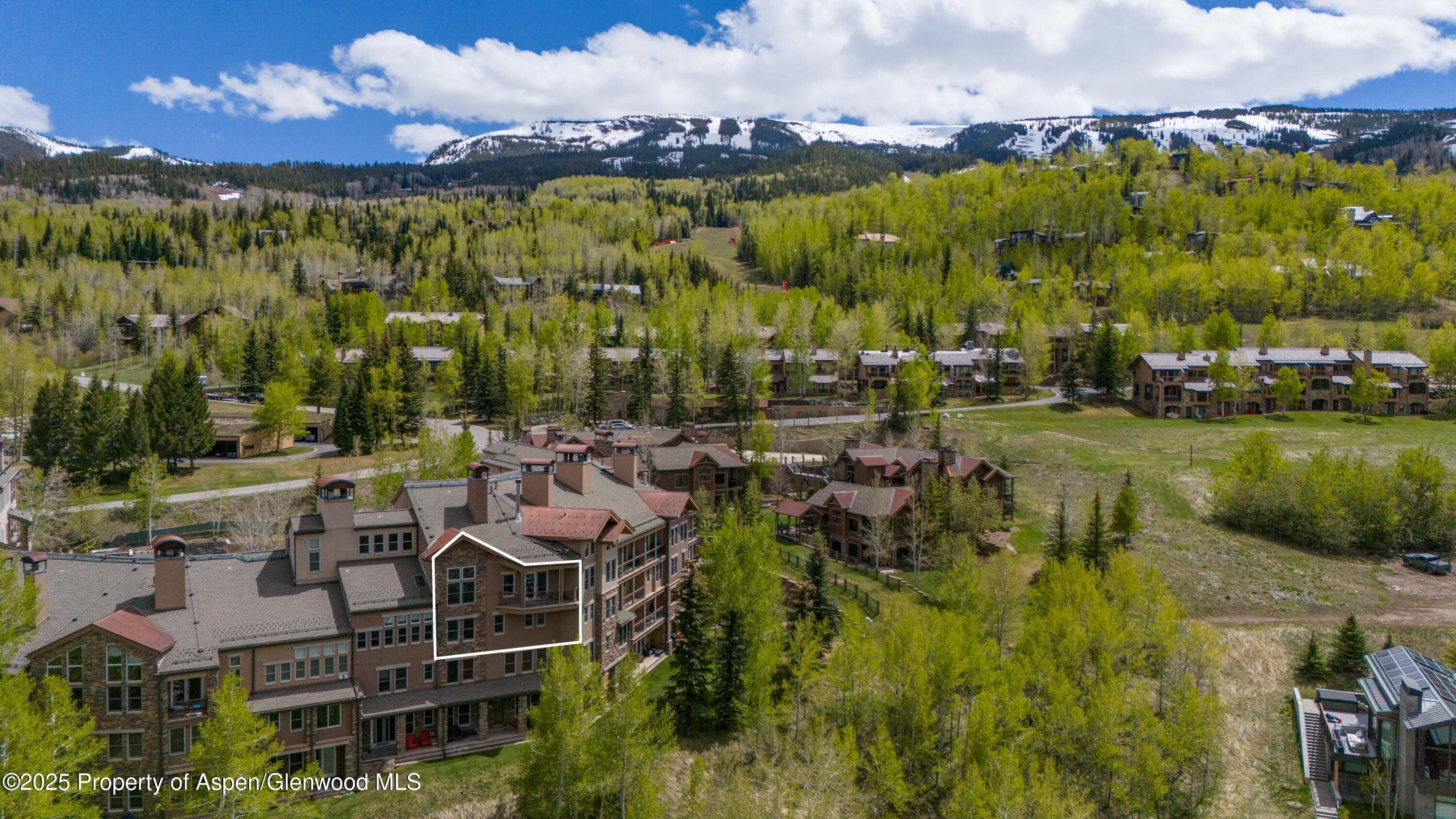 425 Wood Road, Unit 48 Snowmass Village, CO 81615 - Photo 36 of 41 a view of a city