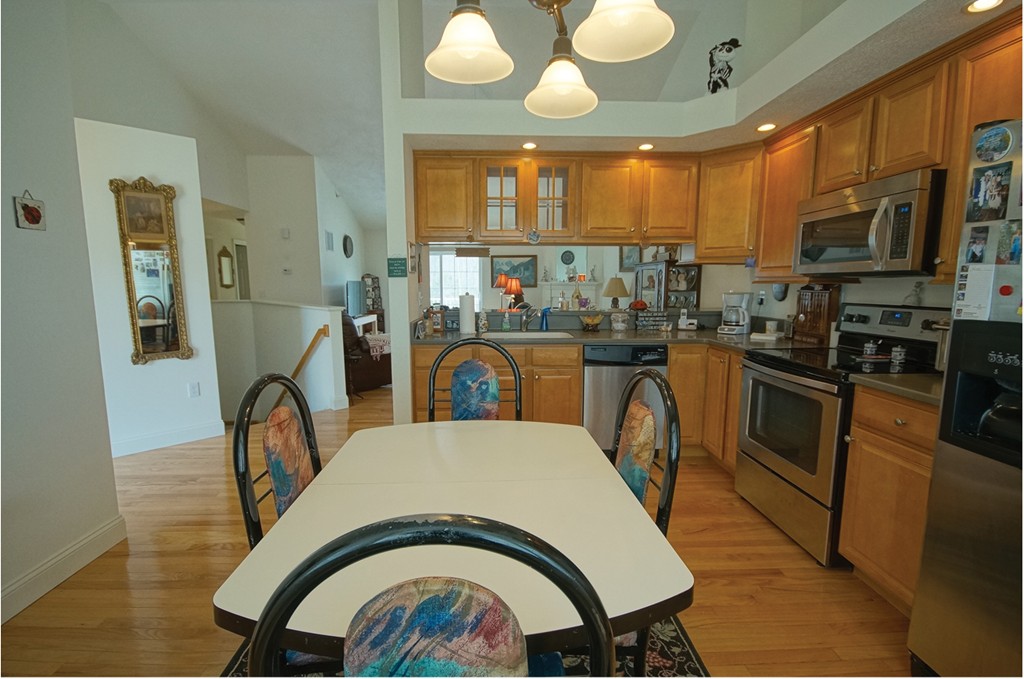 35 Hall Road, Unit 35 Fremont, NH 03044 - Photo 11 of 30