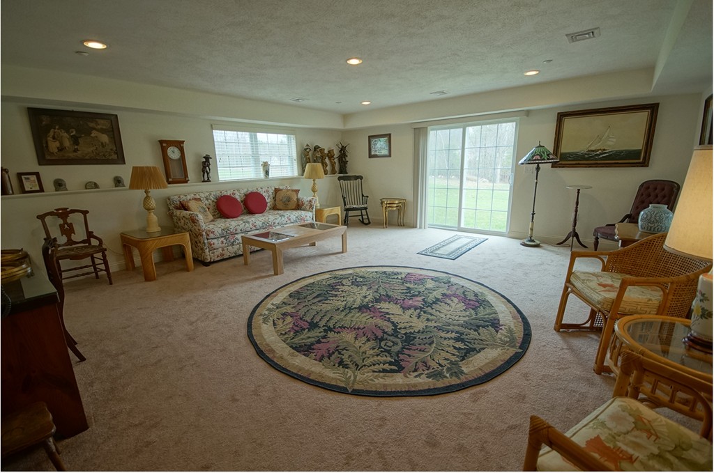 35 Hall Road, Unit 35 Fremont, NH 03044 - Photo 26 of 30