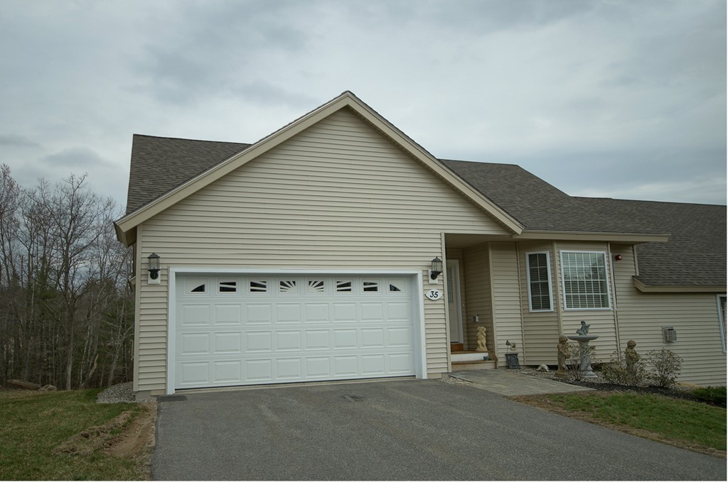 35 Hall Road, Unit 35 Fremont, NH 03044 - Photo 4 of 30