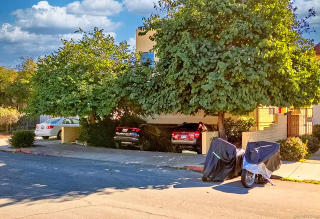 $969,000 | 1027 Essex Street, Unit B, San Diego, CA 92103