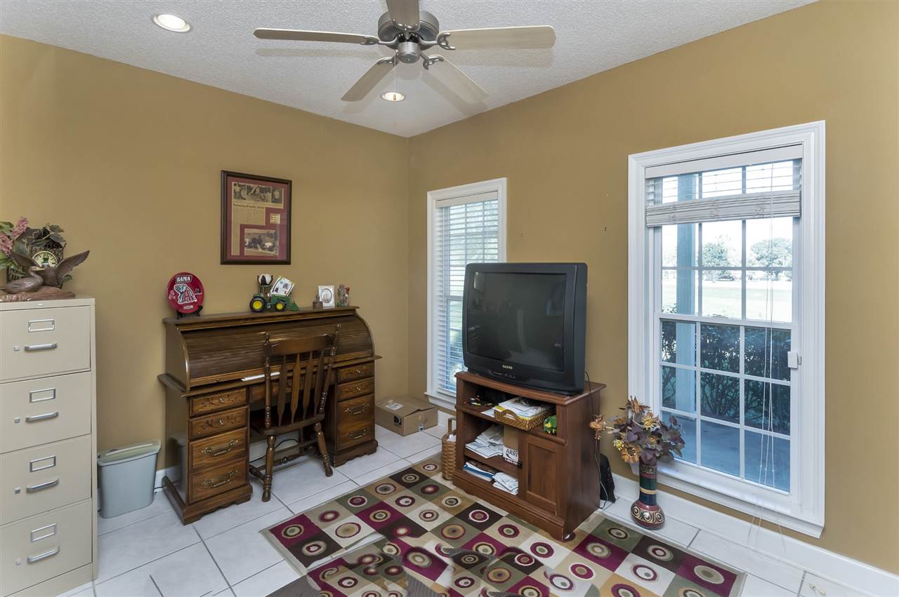 12870 Jaycee Road Bay Minette, AL 36507 - Photo 8 of 19 Office