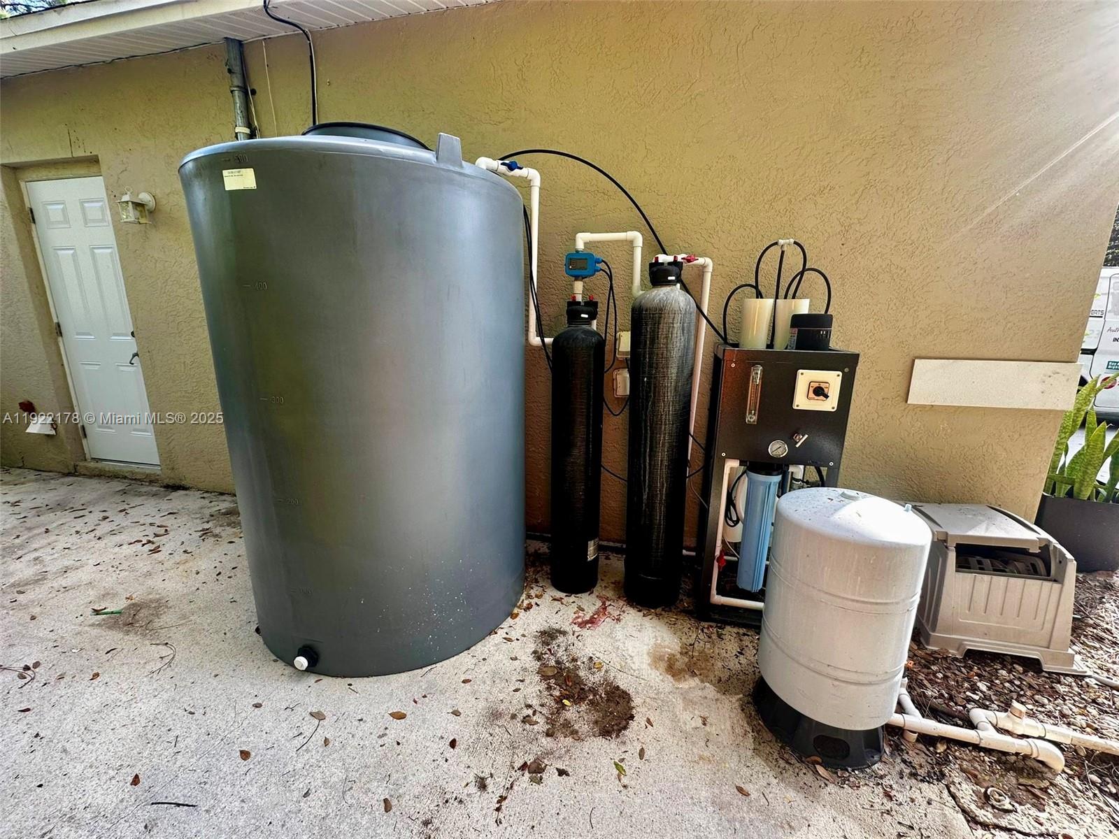 530 7th Street Southwest Naples, FL 34117 - Photo 29 of 32