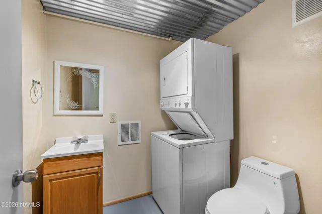 $895,000 | 218 East Mohawk Drive, Flagstaff, AZ 86005