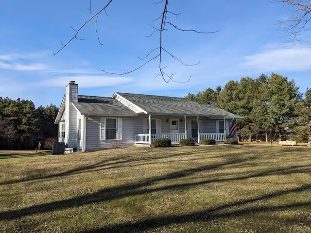 $420,000 | 916 Battlefield Bluff Drive, New Market, VA 22844