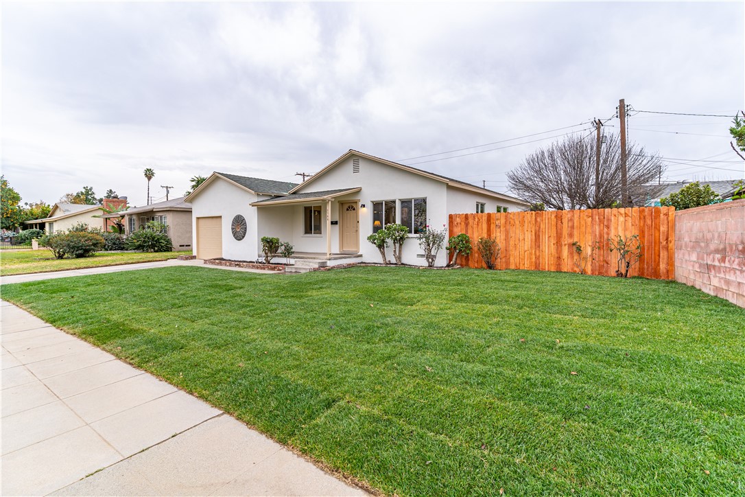 3766 Lofton Place Riverside, CA 92501 - Photo 4 of 40