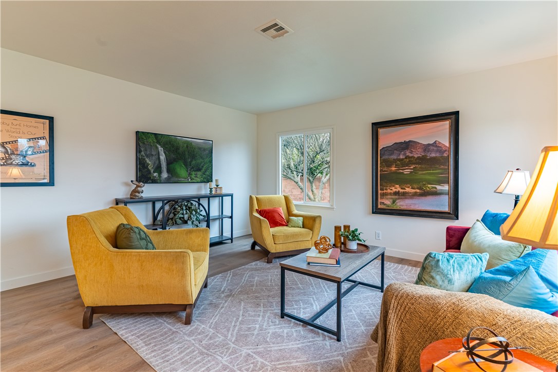 3766 Lofton Place Riverside, CA 92501 - Photo 8 of 40