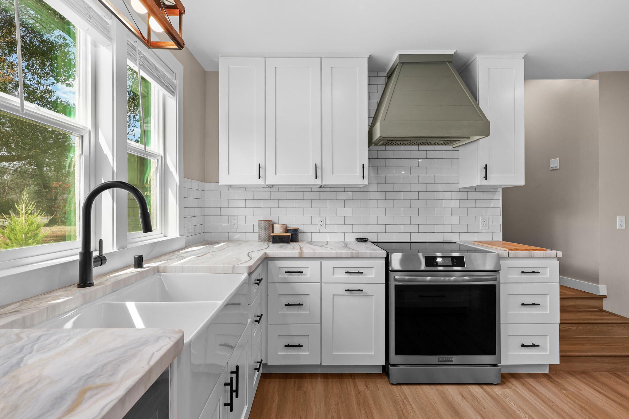 7128 Happy Valley Road Anderson, CA 96007 - Photo 12 of 48 Updated Kitchen