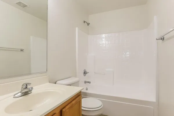 $2,205 | 9415 Virginia Avenue, Phoenix, AZ 85037