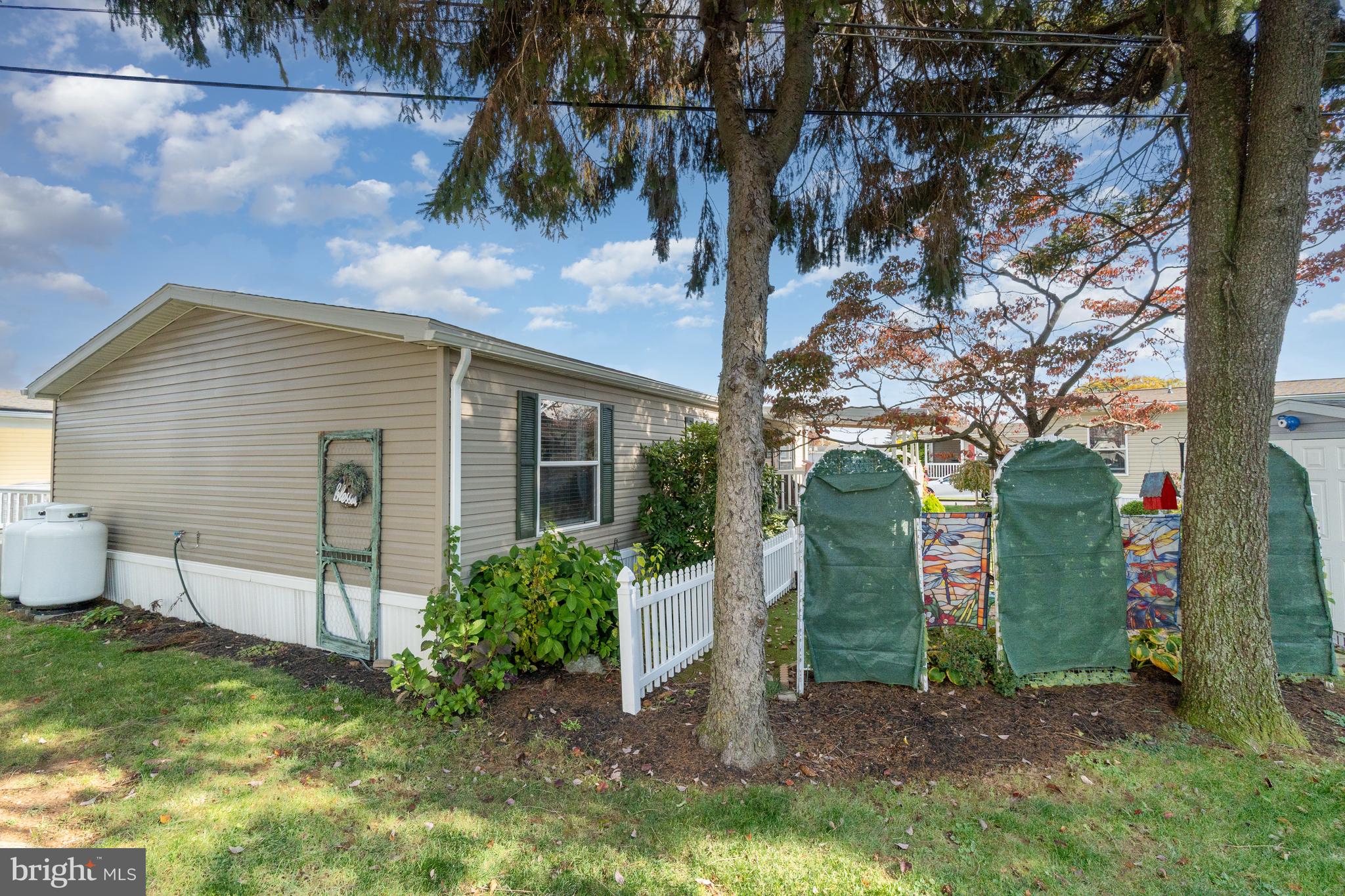 8 Janis Road Gordonville, PA 17529 - Photo 2 of 31 Gallery Image 2