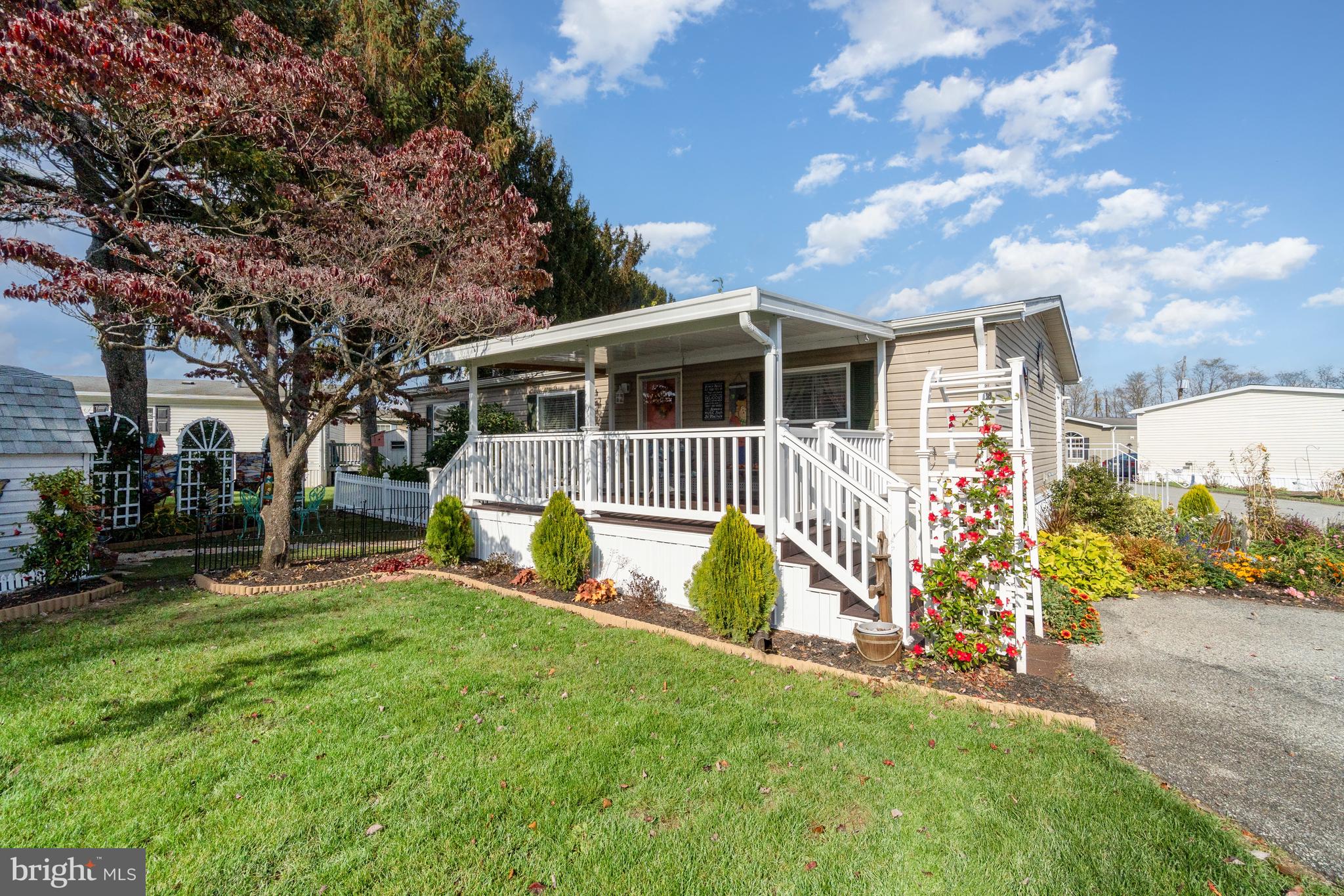8 Janis Road Gordonville, PA 17529 - Photo 3 of 31 Gallery Image 3