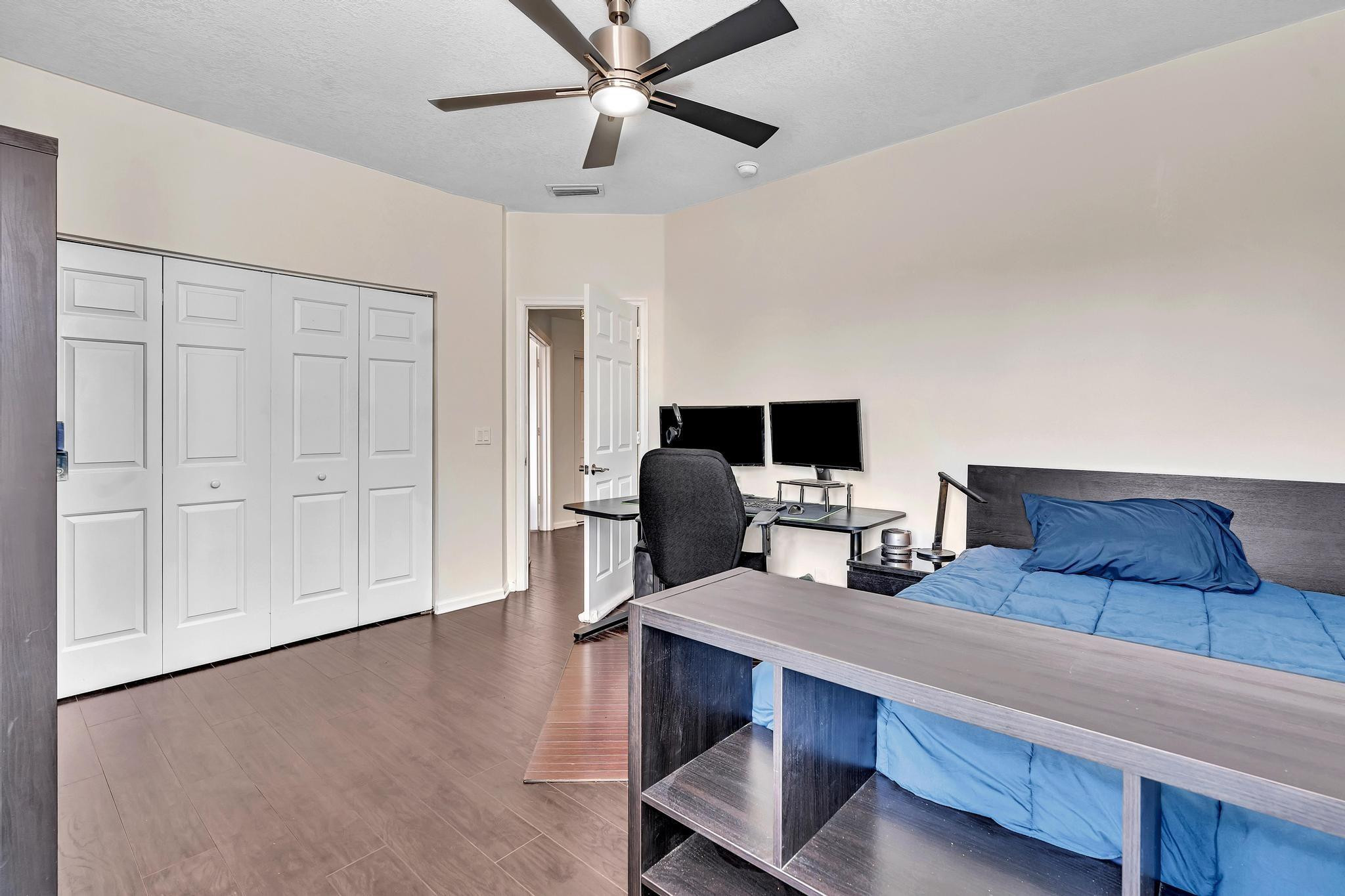 5791 Coach House Circle, Unit H Boca Raton, FL 33486 - Photo 28 of 39 Bedroom #2