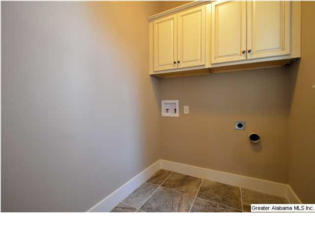1052 Evan Circle Chelsea, AL 35043 - Photo 9 of 17