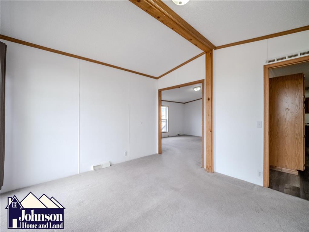 3906 Lane 31 Lane Shell, WY 82441 - Photo 13 of 41 Gallery Image 13
