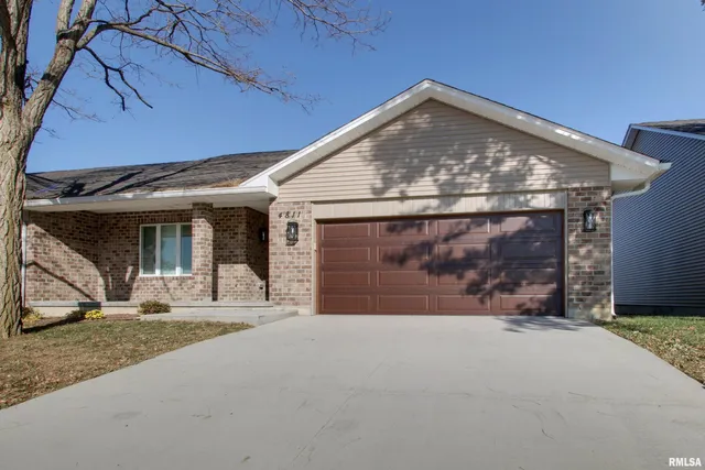 $307,500 | 4811 Elm Street, Quincy, IL 62305