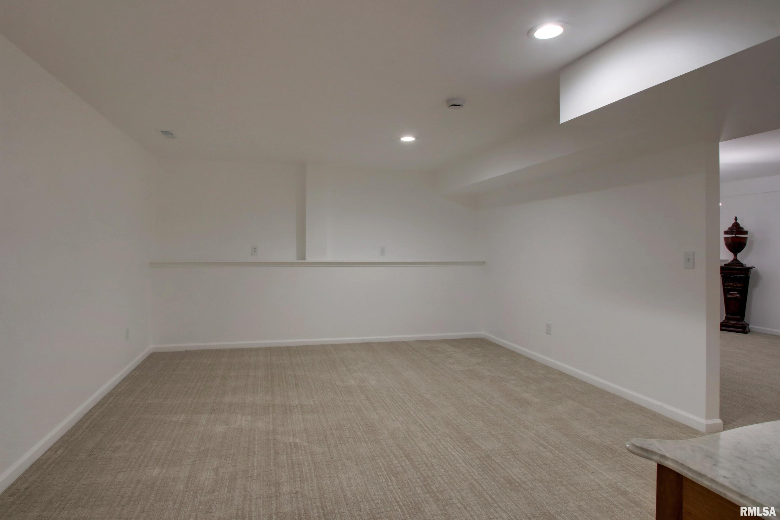 4811 Elm Street Quincy, IL 62305 - Photo 18 of 24