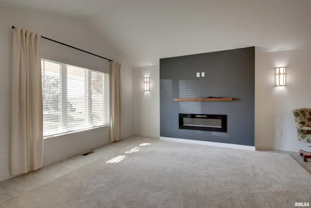 $315,000 | 4811 Elm Street, Quincy, IL 62305