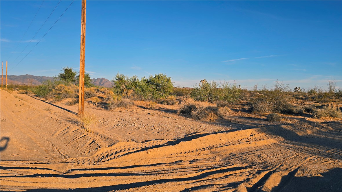 245-24-060 South Roll Road Yucca, AZ 86438 - Photo 24 of 26