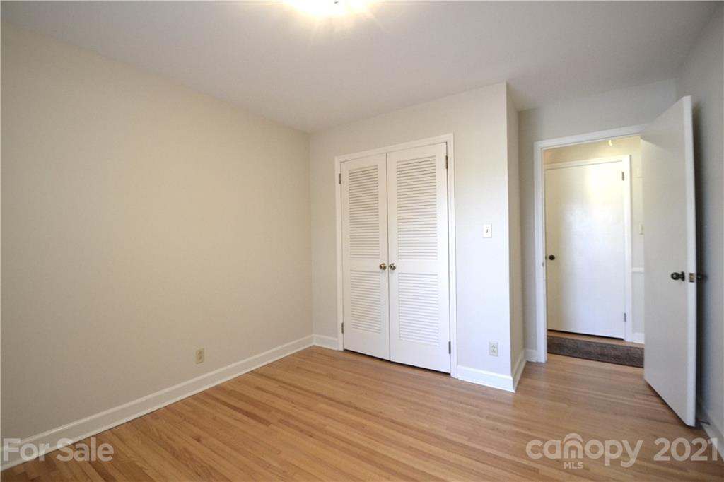 1628 Redcoat Drive Charlotte, NC 28211 - Photo 16 of 24