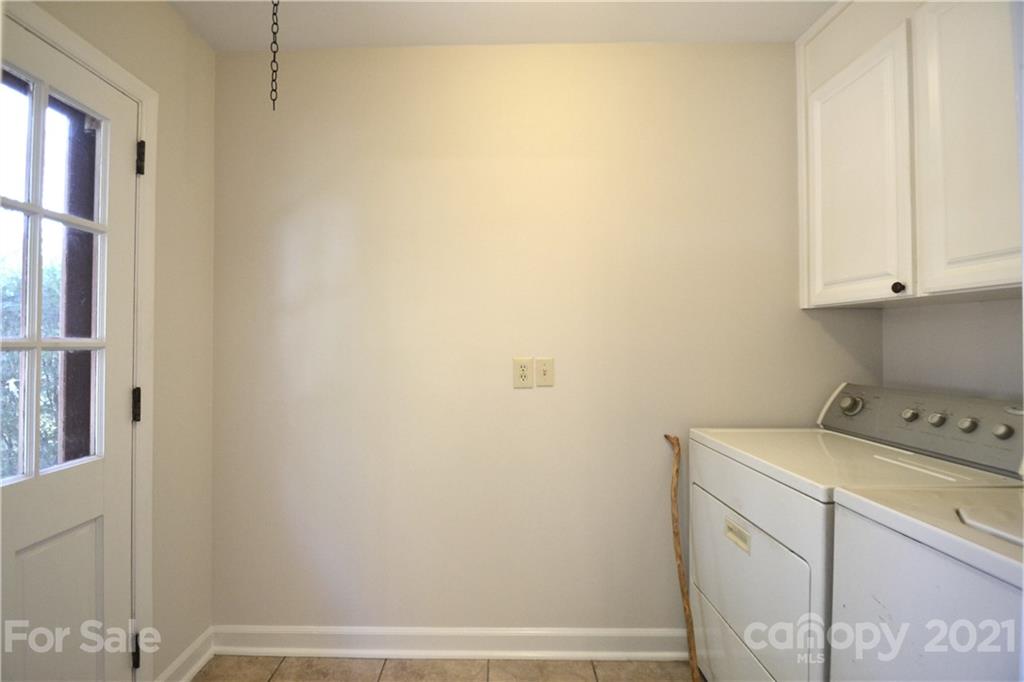 1628 Redcoat Drive Charlotte, NC 28211 - Photo 17 of 24