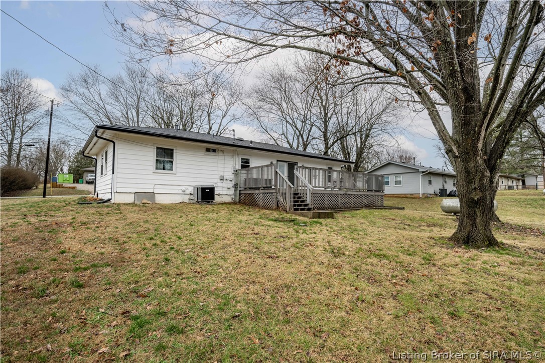 7129 Peach Tree Lane Georgetown, IN 47122 - Photo 3 of 23 Gallery Image 3