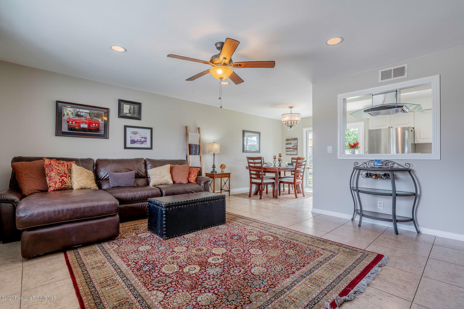 597 McLeod Rondo Camarillo, CA 93010 - Photo 4 of 20 597 McLeod Rondo Camarillo CA-large-004