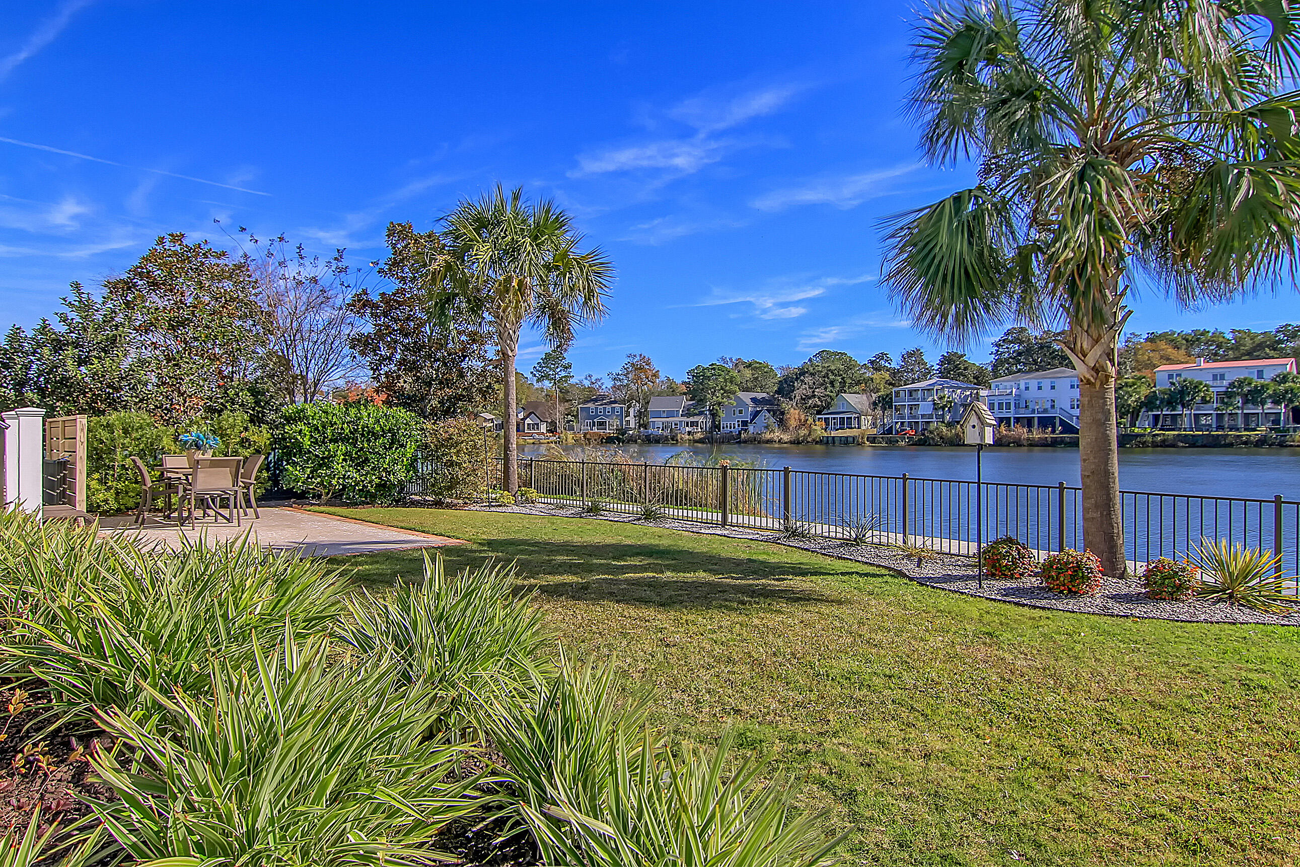 1352 Penshell Place Mount Pleasant, SC 29464 - Photo 29 of 79 CREM_1352 Penshell Place_015