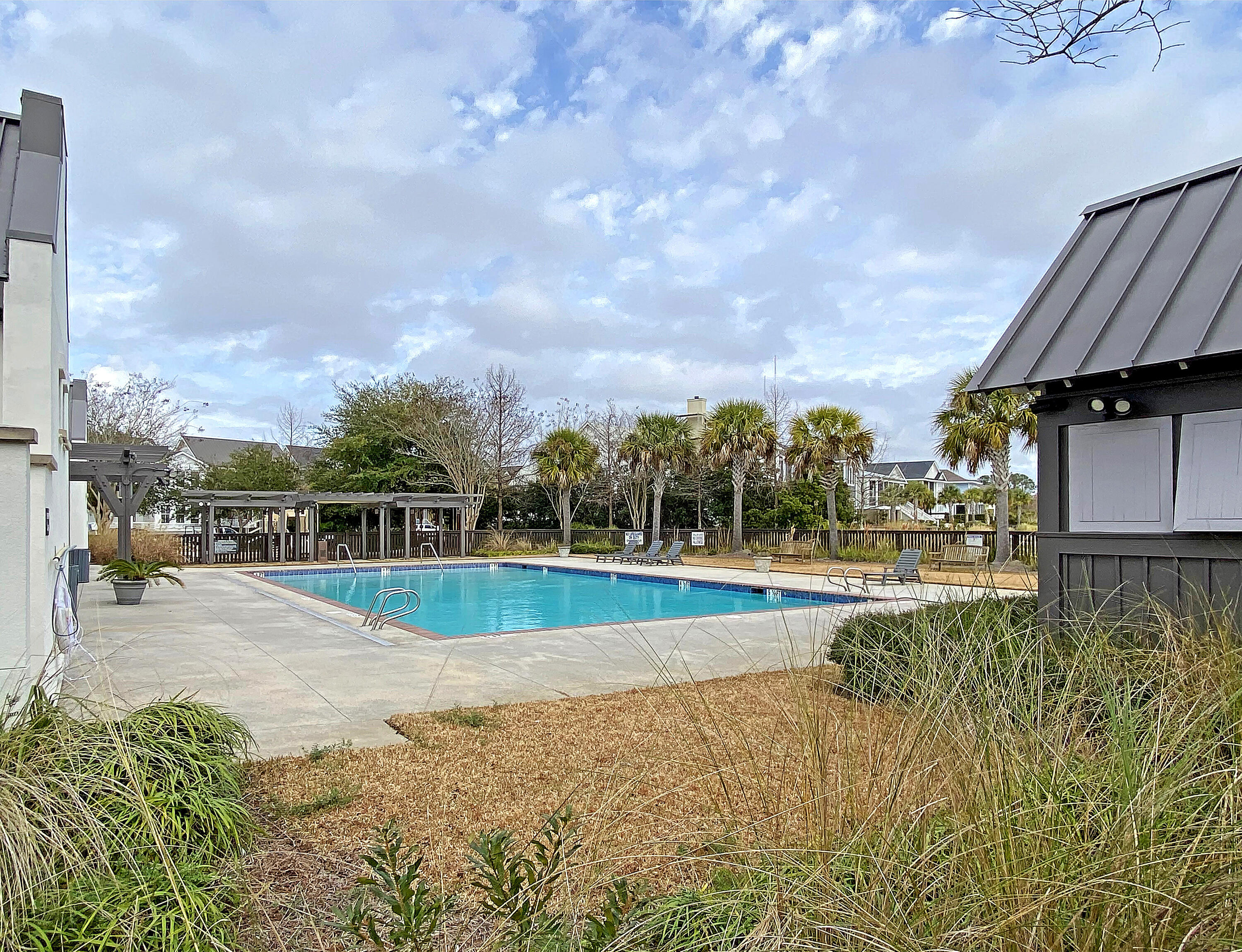 1352 Penshell Place Mount Pleasant, SC 29464 - Photo 69 of 79 CREM_Watermark - amenities_007