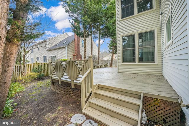 $1,090,000 | 7933 Hollington Place, Fairfax Station, VA 22039