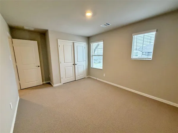 $2,590 | 769 Poppy Lane, Lavon, TX 75166