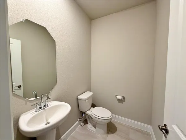 $2,590 | 769 Poppy Lane, Lavon, TX 75166