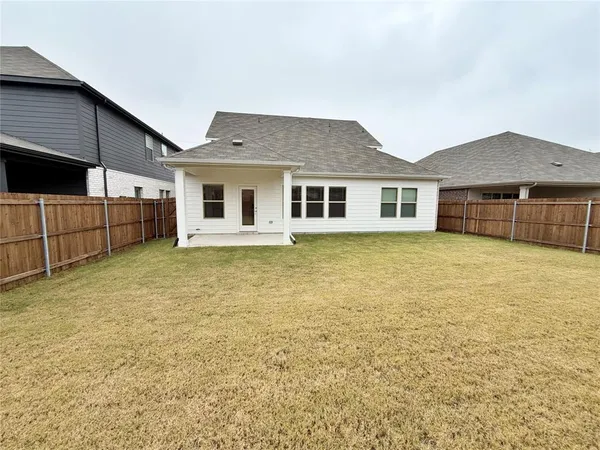 $2,590 | 769 Poppy Lane, Lavon, TX 75166
