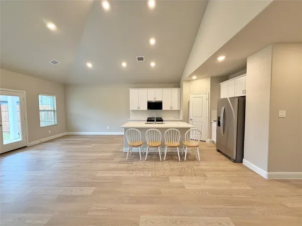 $2,590 | 769 Poppy Lane, Lavon, TX 75166